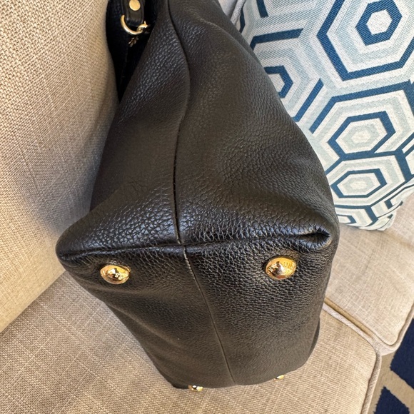 Michael Kors gold chain pebbled leather tote - Picture 12 of 13